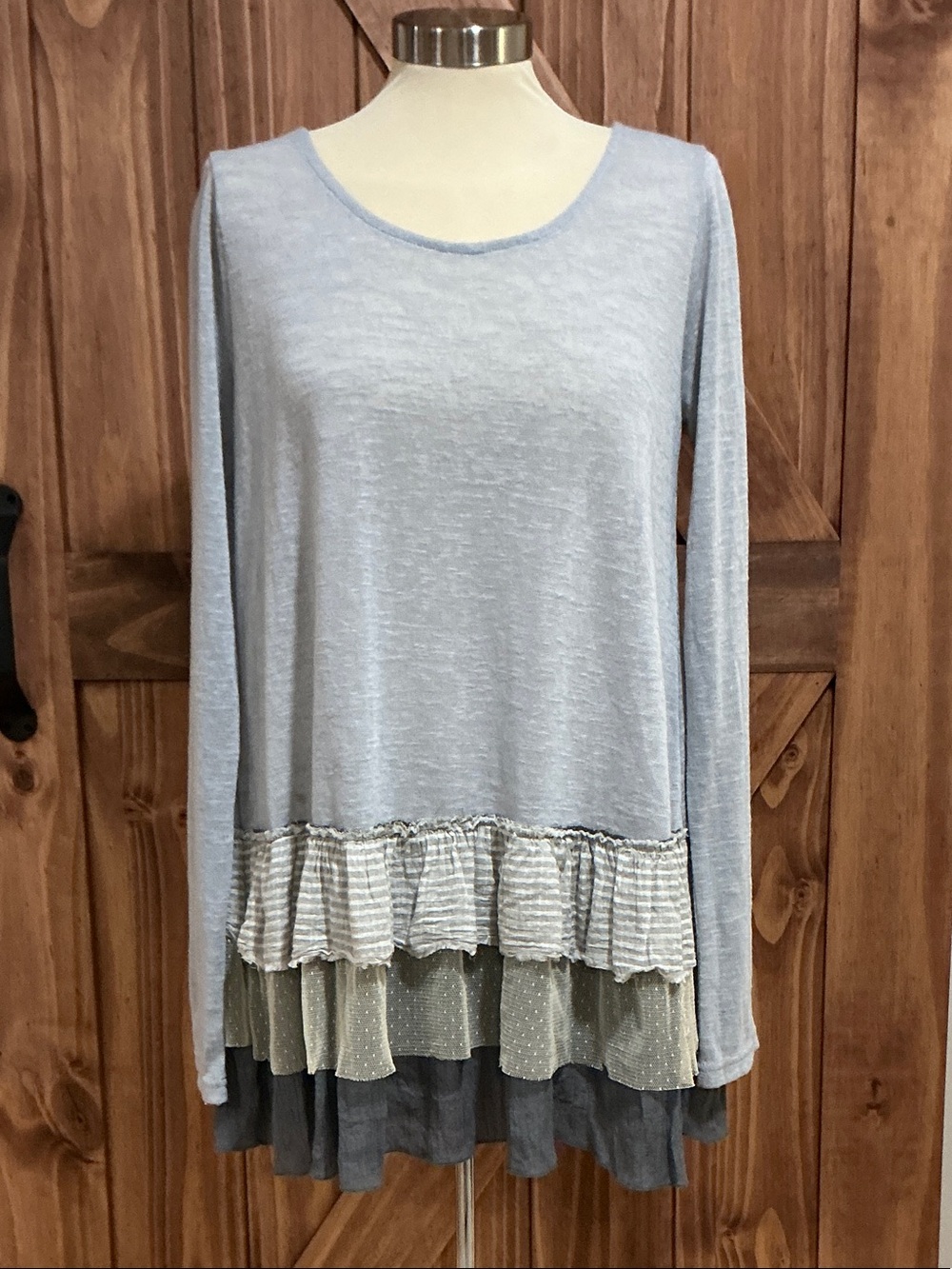 easel Light grey Layered Ruffle Long-Sleeve Tunic